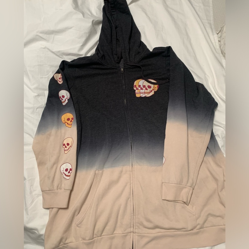 Torrid size 5 hoodie.